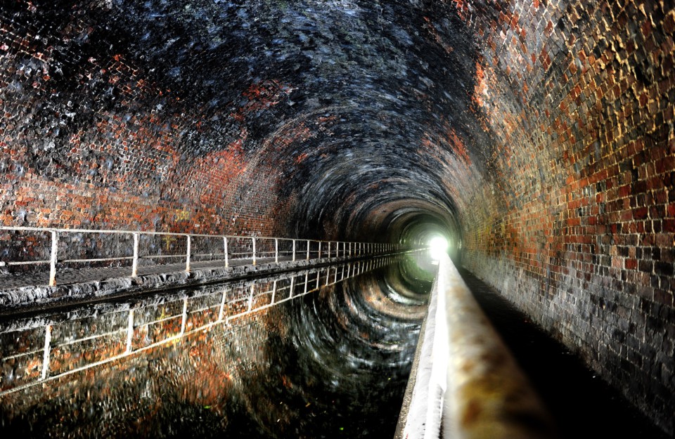 Canal Tunnel